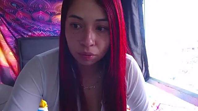 Snapshot of Alexxx_andr4 chatting on September 2025 08:32:01 PM Alexxx andr4 online show from September 2025 08:32:01 PM