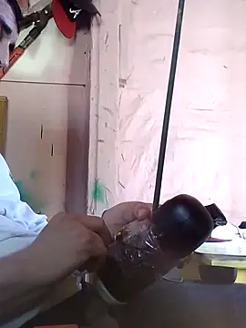 Snapshot of Wero4200 chatting on October 2025 09:22:01 PM Wero4200 online show from October 2025 09:22:01 PM