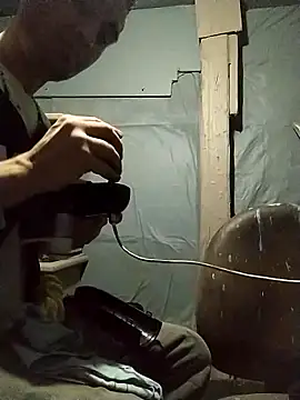 Snapshot of Wero4200 chatting on November 2025 09:09:01 AM Wero4200 online show from November 2025 09:09:01 AM