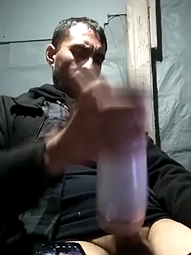 Snapshot of Wero4200 chatting on November 2025 09:32:02 AM Wero4200 online show from November 2025 09:32:02 AM