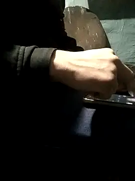 Snapshot of Wero4200 chatting on December 2025 09:13:02 AM Wero4200 online show from December 2025 09:13:02 AM