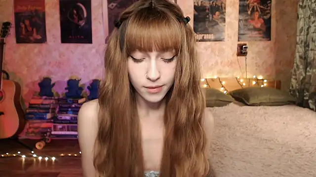 Friendly Ellie online show from December 2024 11:47:01 PM