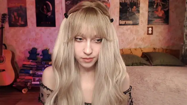 Friendly Ellie online show from March 2025 11:11:01 PM