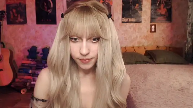 Friendly Ellie online show from March 2025 12:14:02 PM