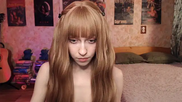 Friendly Ellie online show from December 2025 01:09:02 PM