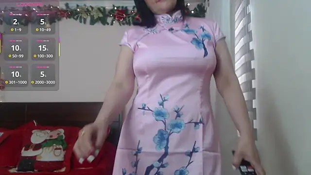 Snapshot of ISABEEL_SOFIA01 chatting on October 2025 12:38:02 PM ISABEEL SOFIA01 online show from October 2025 12:38:02 PM