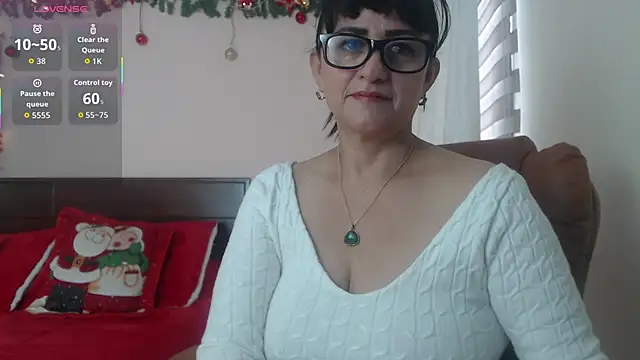 Snapshot of ISABEEL_SOFIA01 chatting on October 2025 12:22:02 PM ISABEEL SOFIA01 online show from October 2025 12:22:02 PM