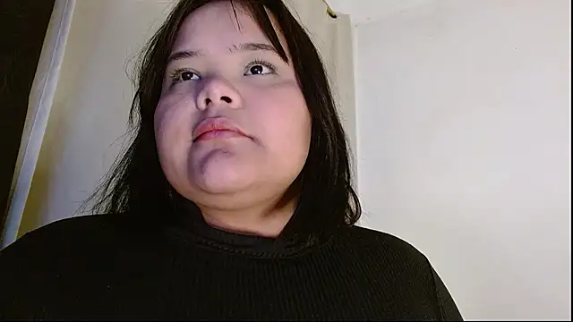 Snapshot of sexychubby___ chatting on December 2024 04:29:02 PM sexychubby online show from December 2024 04:29:02 PM