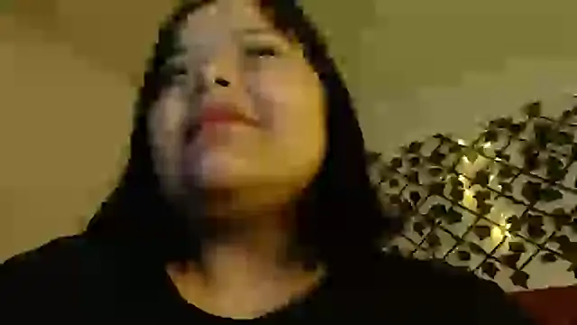 Snapshot of sexychubby___ chatting on March 2025 06:33:02 AM sexychubby online show from March 2025 06:33:02 AM