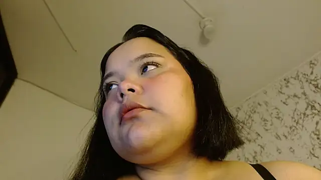 Snapshot of sexychubby___ chatting on October 2025 10:25:01 AM sexychubby online show from October 2025 10:25:01 AM