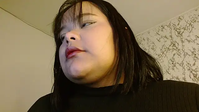 Snapshot of sexychubby___ chatting on November 2025 04:45:02 AM sexychubby online show from November 2025 04:45:02 AM