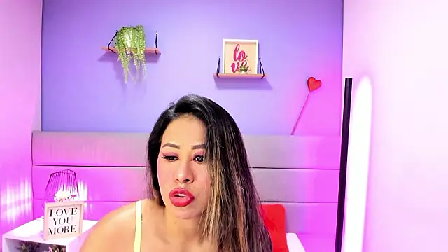 Ashleyyrobert online show from March 2026 08:04:01 PM