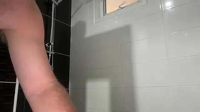 lukegunn online show from March 2026 01:07:02 AM