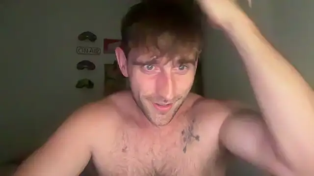 lukegunn online show from April 2026 11:32:02 PM