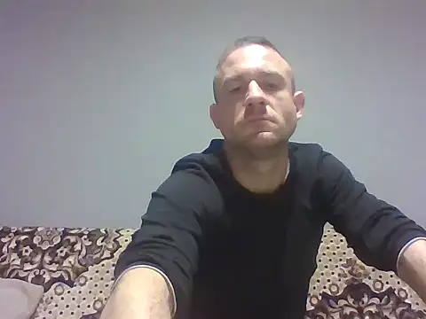 Snapshot of aroj95 chatting on October 2025 02:45:02 AM aroj95 online show from October 2025 02:45:02 AM