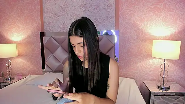 IvySanders1 online show from November 2025 07:37:02 PM