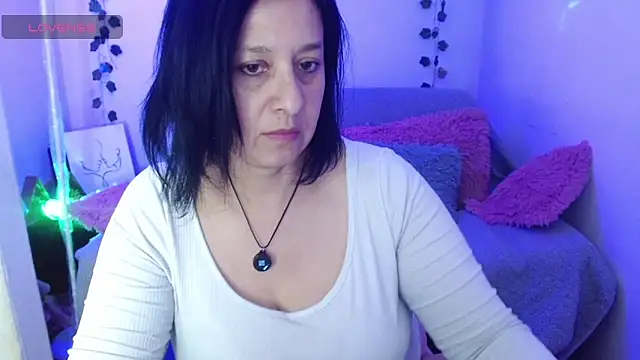 camilalatti online show from November 2025 10:30:01 PM