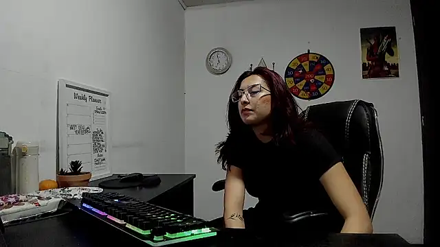 Scarlett Sen online show from January 2025 06:28:01 PM