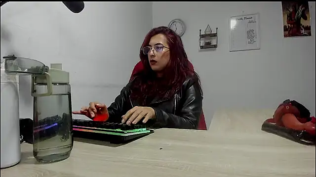 Scarlett Sen online show from February 2025 03:42:02 PM