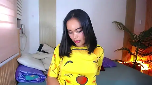 Snapshot of HeavenlyStar chatting on October 2025 12:44:02 AM HeavenlyStar online show from October 2025 12:44:02 AM