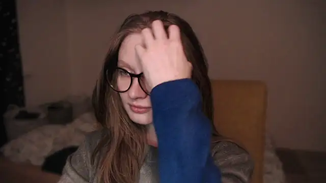 mollytuck online show from February 2025 03:35:01 PM