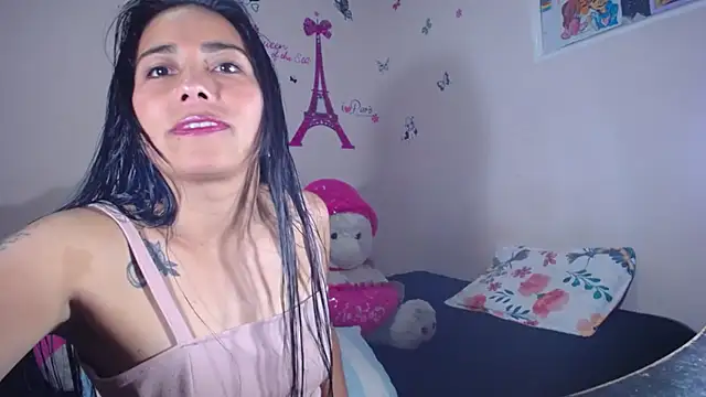 Snapshot of hanna_girl21 chatting on June 2026 10:58:01 PM hanna girl21 online show from June 2026 10:58:01 PM