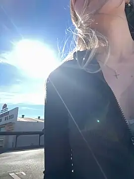 Snapshot of HopeHeaven chatting on February 2025 12:52:02 PM HopeHeaven online show from February 2025 12:52:02 PM