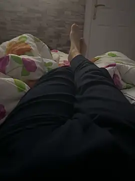 MAHKE12 online show from October 2025 10:17:02 PM