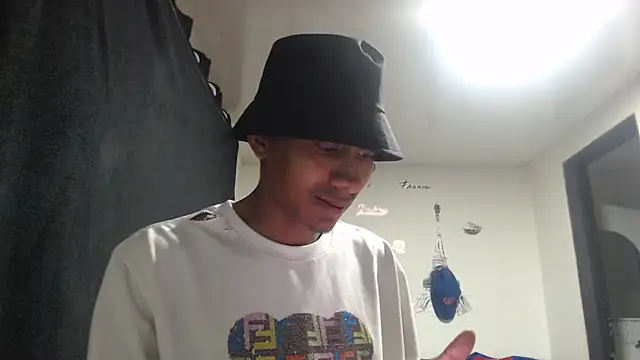 stifen  online show from January 2025 04:04:01 AM