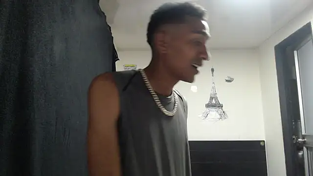 stifen  online show from January 2025 03:53:01 AM