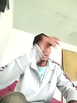 stifen  online show from February 2025 08:52:02 PM