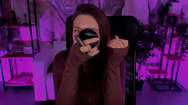 Snapshot of JennyDens chatting on December 2024 05:59:02 AM JennyDens online show from December 2024 05:59:02 AM