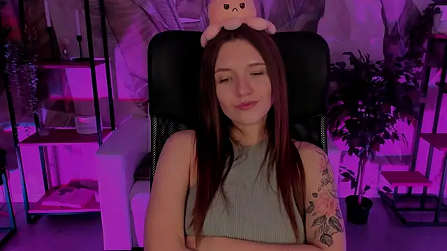 Snapshot of JennyDens chatting on December 2024 09:04:01 AM JennyDens online show from December 2024 09:04:01 AM