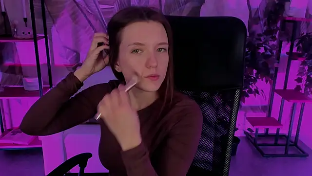 Snapshot of JennyDens chatting on December 2024 02:45:02 AM JennyDens online show from December 2024 02:45:02 AM