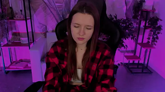 Snapshot of JennyDens chatting on December 2024 06:35:02 AM JennyDens online show from December 2024 06:35:02 AM