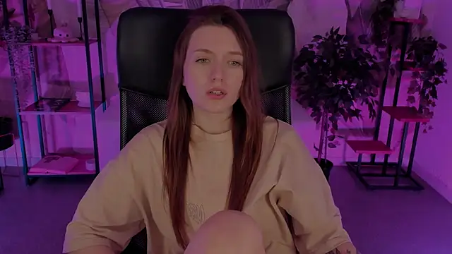 Snapshot of JennyDens chatting on March 2025 07:35:02 AM JennyDens online show from March 2025 07:35:02 AM