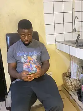 Snapshot of vannycov chatting on October 2025 12:17:02 AM vannycov online show from October 2025 12:17:02 AM