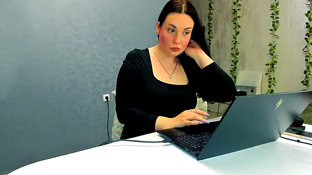 WorshipLilit online show from April 2026 07:51:02 PM