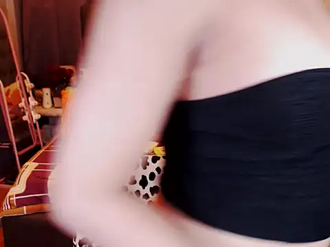 Snapshot of UnMarriedwifeTSX chatting on October 2025 12:08:02 AM UnMarriedwifeTSX online show from October 2025 12:08:02 AM