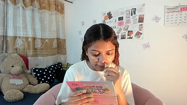 ValienteGirl  online show from January 2025 03:09:01 AM