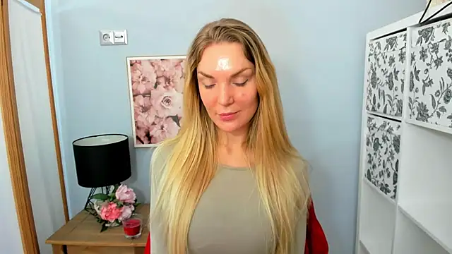 AulloraHoney online show from February 2025 09:48:01 AM