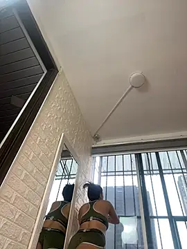 Little Amber6 online show from February 2025 12:37:01 PM