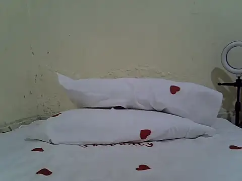 Diana1996k online show from October 2025 02:03:02 PM