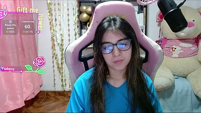 Maggie Fox3 online show from October 2025 12:49:02 AM