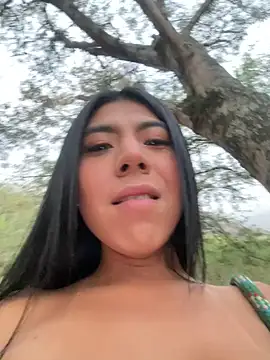 VictoriaVX online show from February 2025 11:23:01 AM