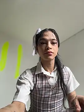 stormytt  online show from September 2025 04:43:02 PM