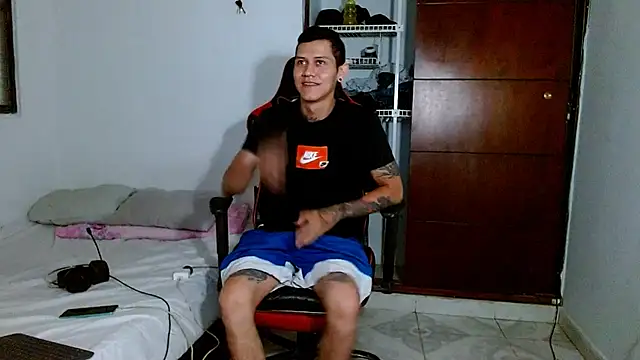 dickmaximum online show from February 2026 04:33:01 PM