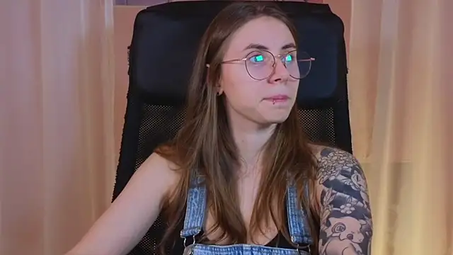  AnnaStark  online show from January 2025 09:04:01 PM