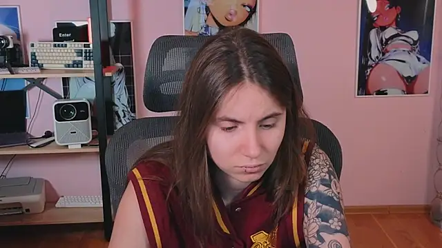 Snapshot of _AnnaStark_ chatting on May 2026 08:03:02 PM AnnaStark online show from May 2026 08:03:02 PM