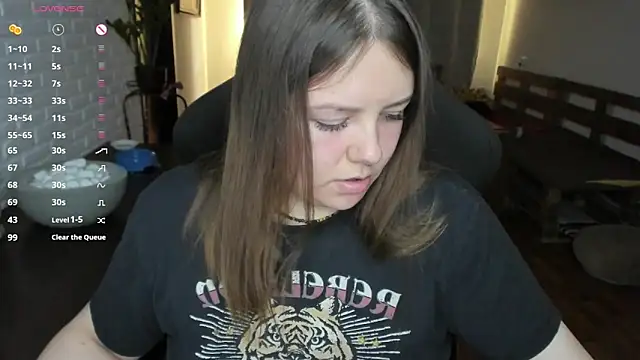 XNirvanaX online show from April 2026 04:32:01 AM